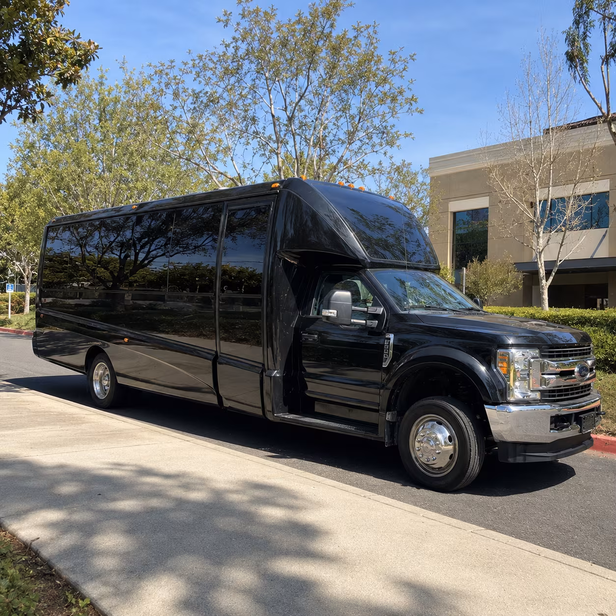 East Honolulu Winery Tour & Pub Crawl Transportation