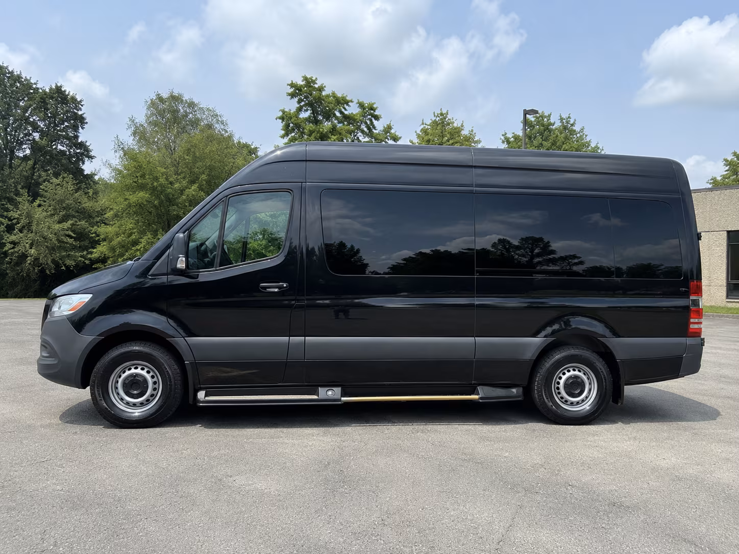 Honolulu School Event Transportation party bus exterior