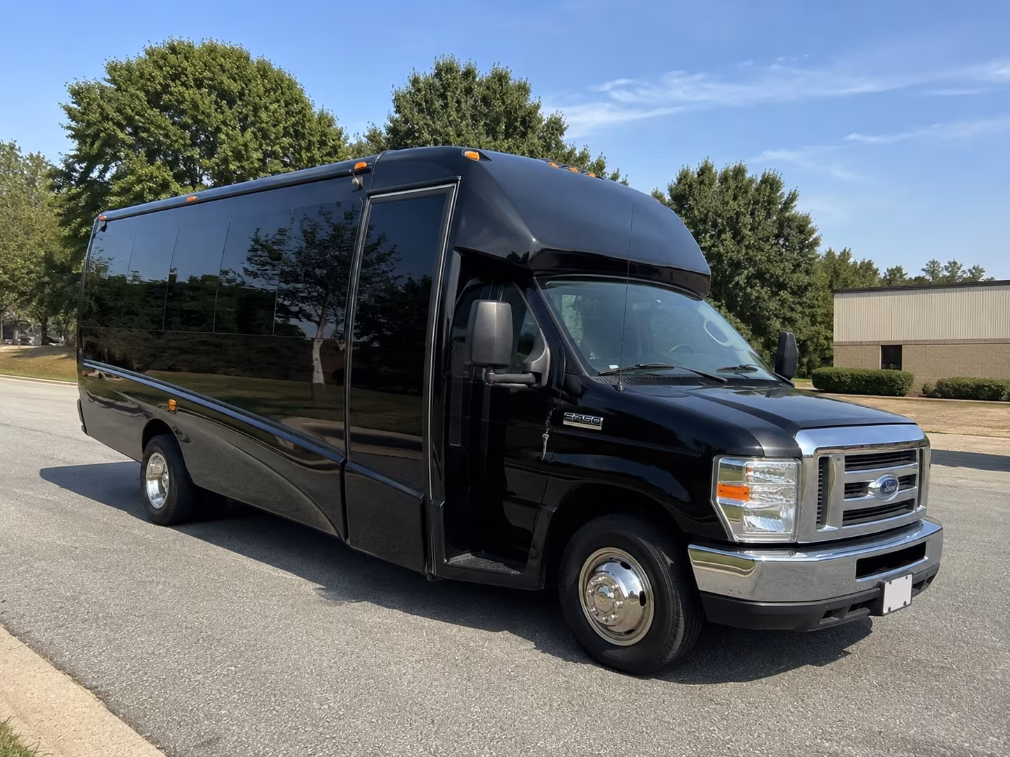 Honolulu School Event Transportation onboard seating