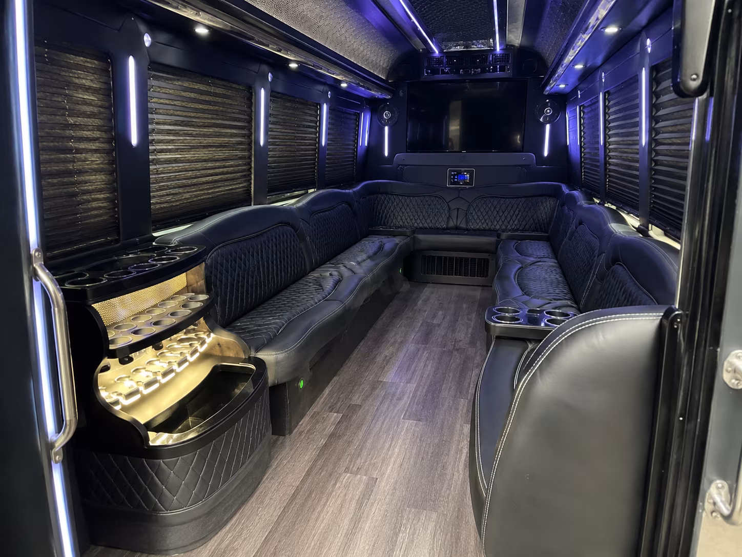 Honolulu Sporting Event Transportation party bus exterior