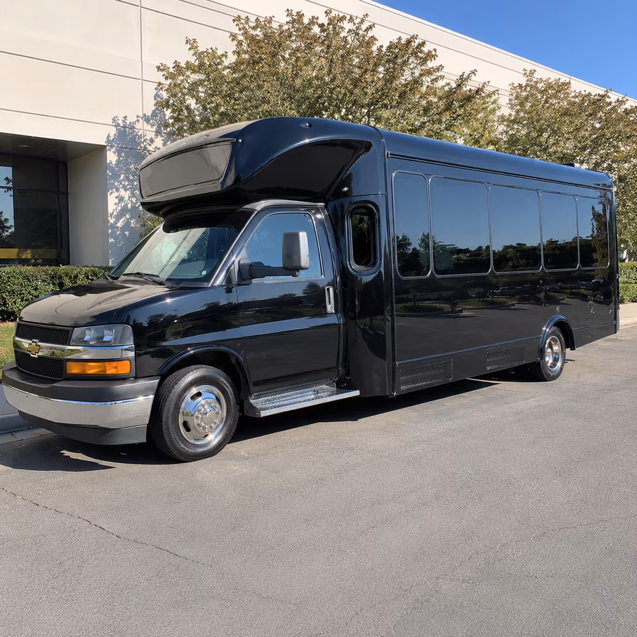 Honolulu Winery Tour & Pub Crawl Transportation party bus exterior