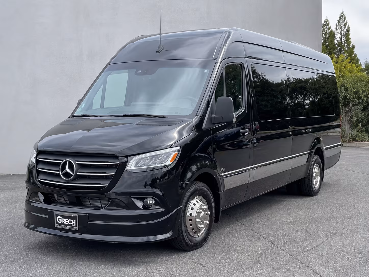 Kahului School Event & Field Trip Transportation